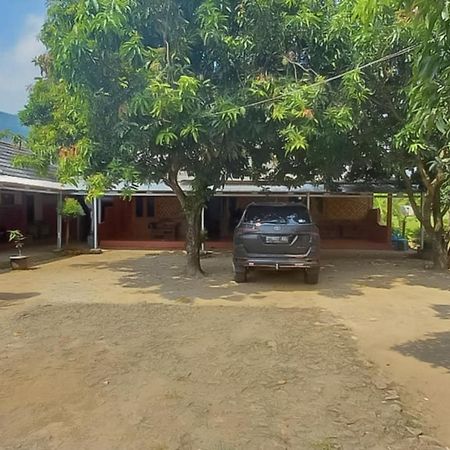 Отель Aa Bungsu Syariah Balekambang Ciletuh Sukabumi Redpartner Cilowa Экстерьер фото